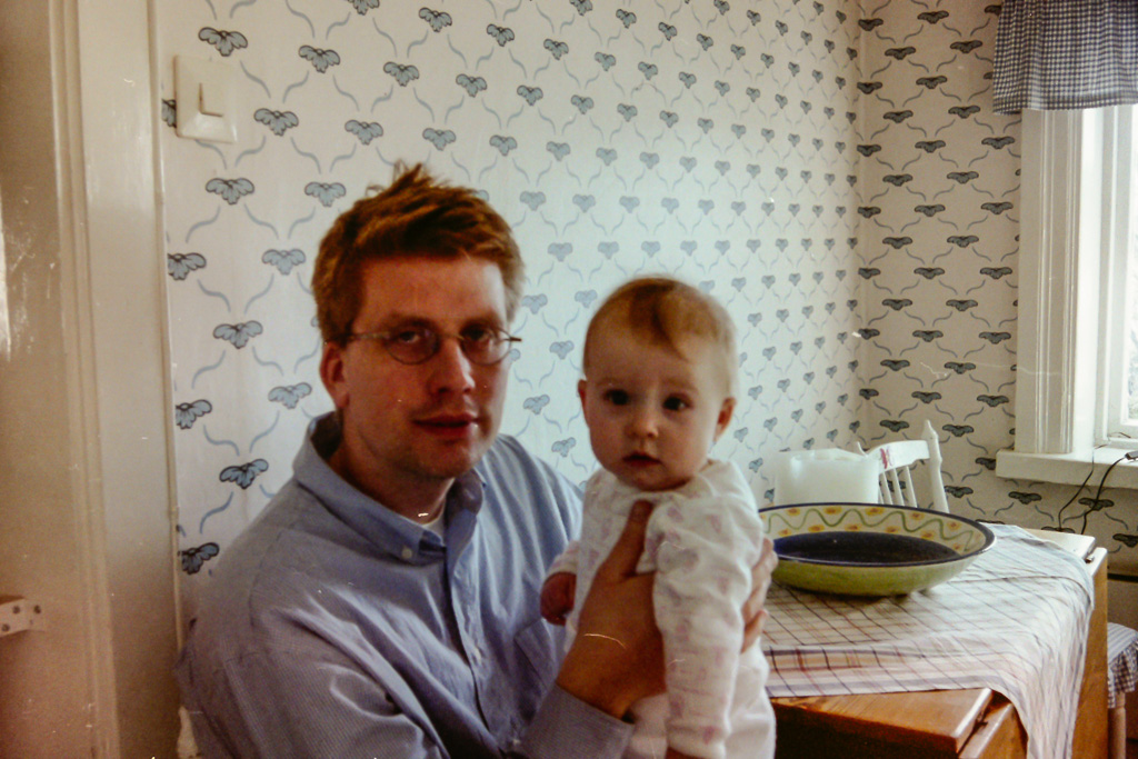 01 december 2000