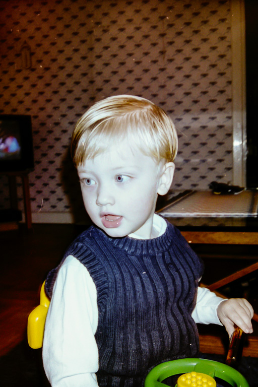 01 december 2000