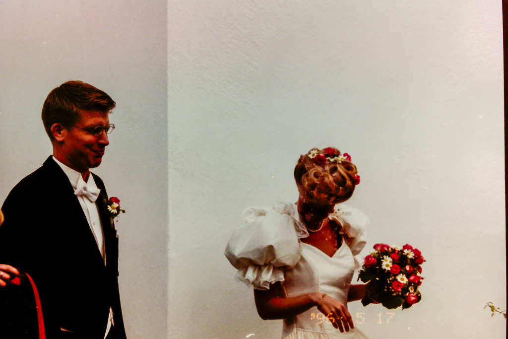 01 april 1996