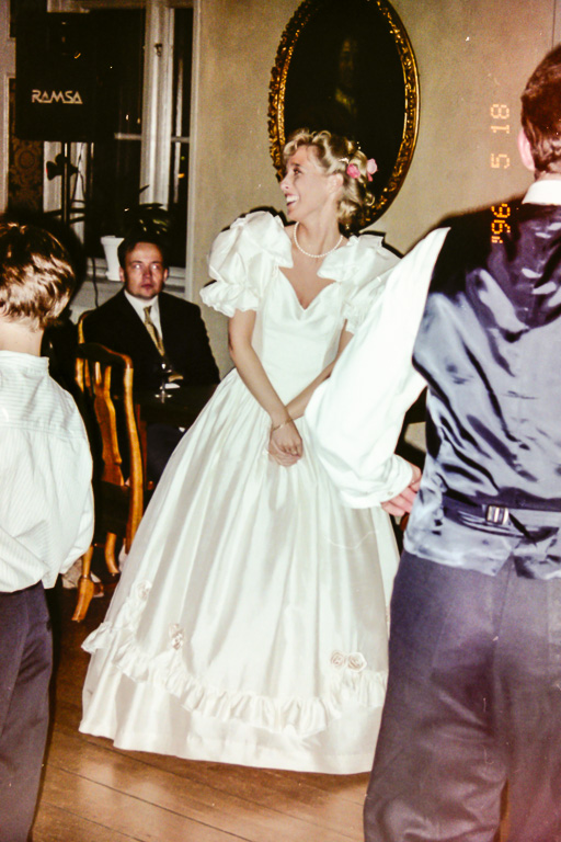 01 april 1996