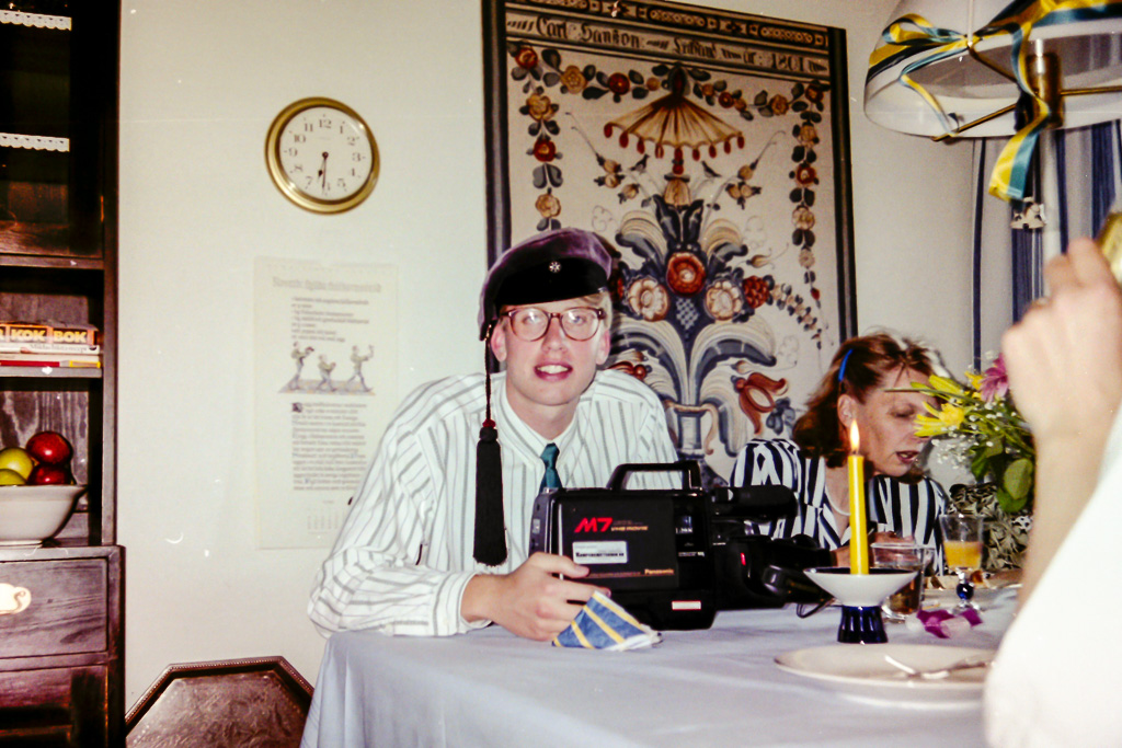 01 juni 1990